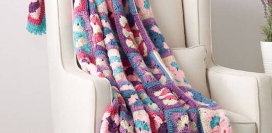 Springtime Floral Crochet Blanket – Free Pattern