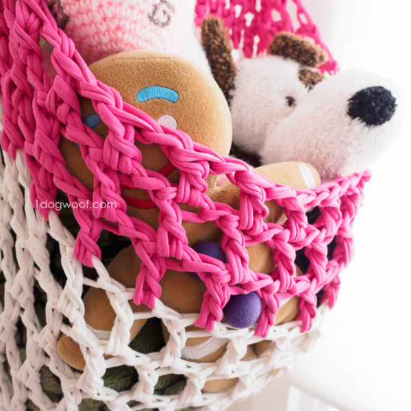 Hanging Basket – Free Crochet Pattern