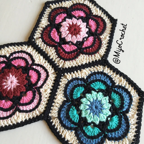 Painted Flower Hexagon – Free Pattern